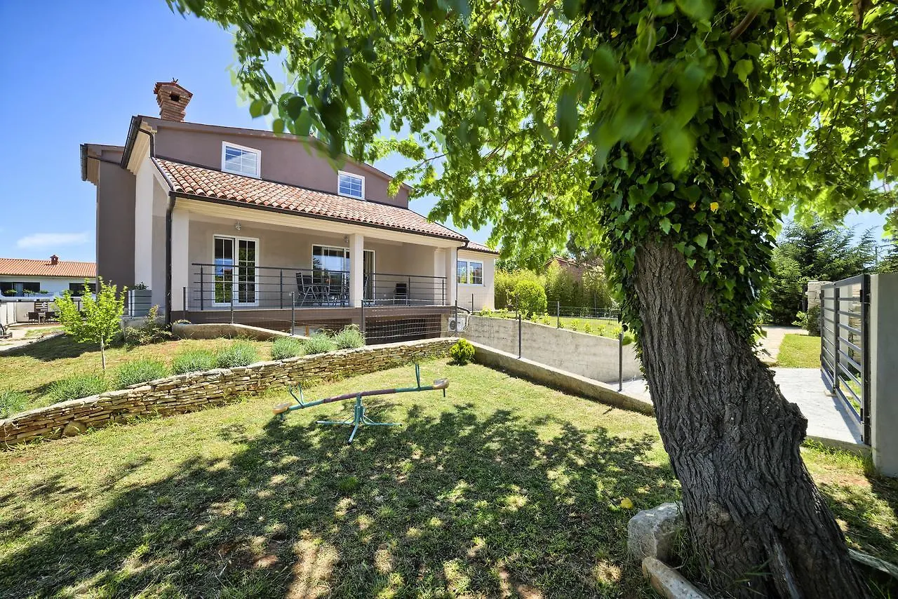 Stylish & Luxury Villa With Pool, Biliard, Extra Pool Heating Available - Wiibuk 0*, Pula Croatia